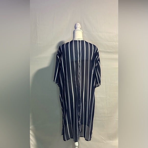 Duster - 2 for $15 or 3 for $20 (Mix & Match) - Picture 2 of 5